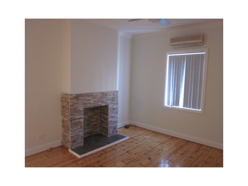 40 Parkes Street, Helensburgh NSW 2508