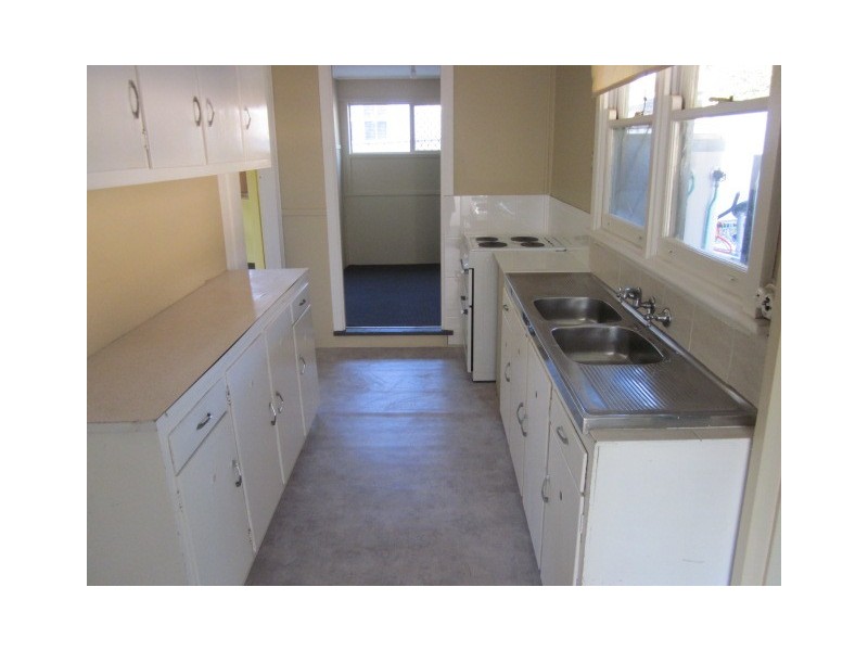 42  Park Avenue, Helensburgh NSW 2508