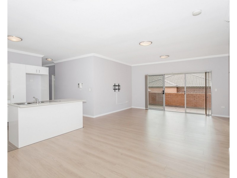 7/9 Stuart Street, Helensburgh NSW 2508