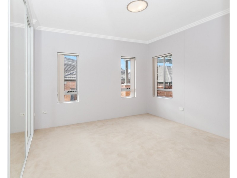 7/9 Stuart Street, Helensburgh NSW 2508