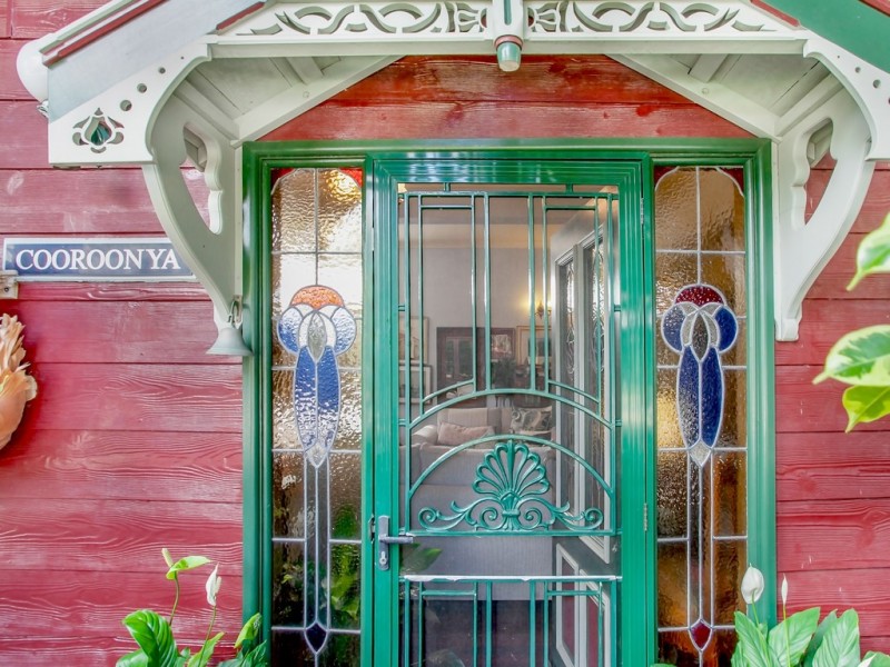 21 The Lookout, Thirroul NSW 2515