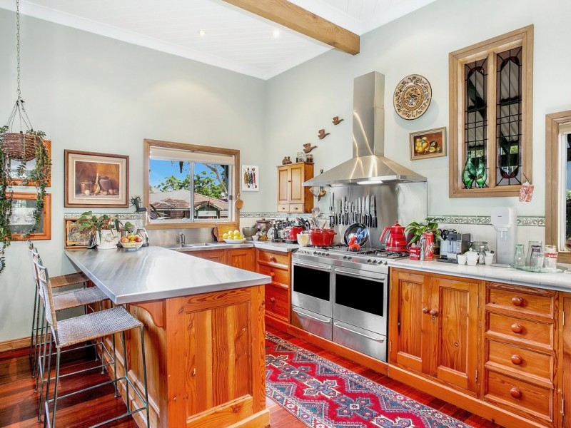 21 The Lookout, Thirroul NSW 2515