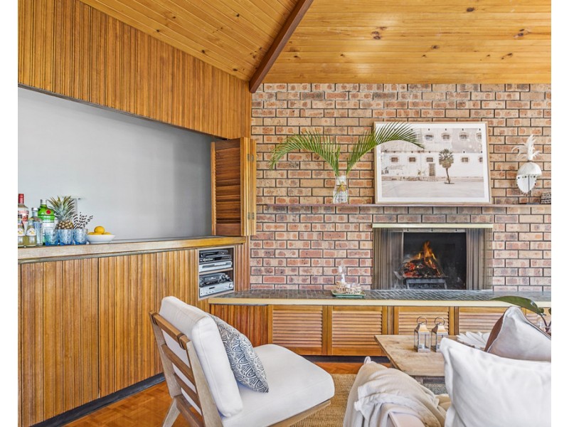 15 Murrawal Road, Stanwell Park NSW 2508