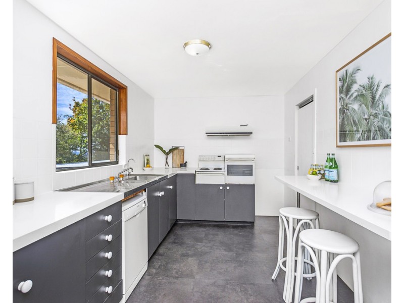 15 Murrawal Road, Stanwell Park NSW 2508