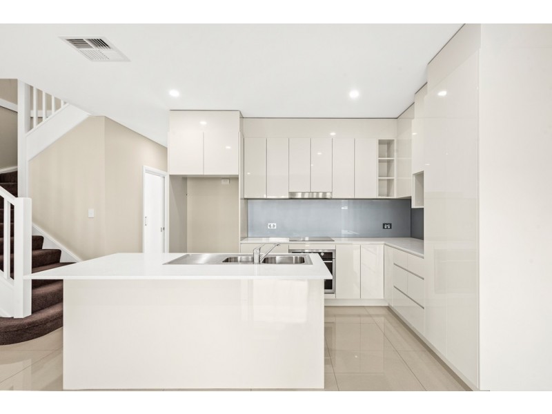 77 Rajani Road, Helensburgh NSW 2508