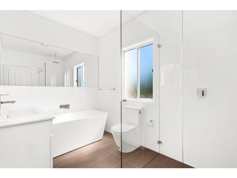 77 Rajani Road, Helensburgh NSW 2508