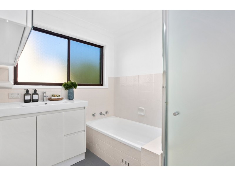 17 Southview Avenue, Stanwell Tops NSW 2508