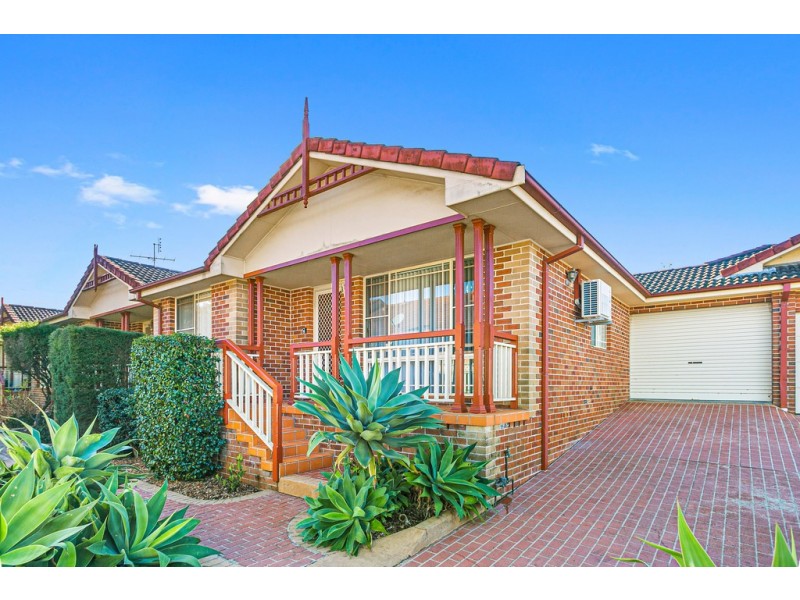4/33 Stuart Street, Helensburgh NSW 2508 Ray White Helensburgh Sold