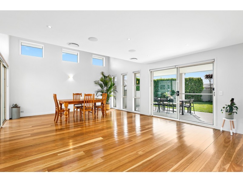 3 Cemetery Road, Helensburgh NSW 2508