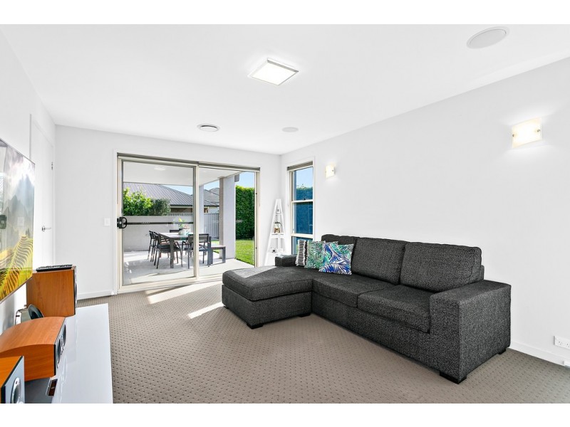 3 Cemetery Road, Helensburgh NSW 2508