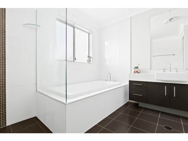 3 Cemetery Road, Helensburgh NSW 2508