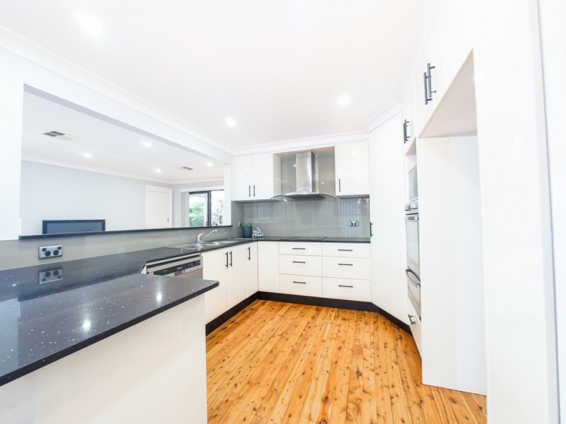 17 Laurina Avenue, Helensburgh NSW 2508