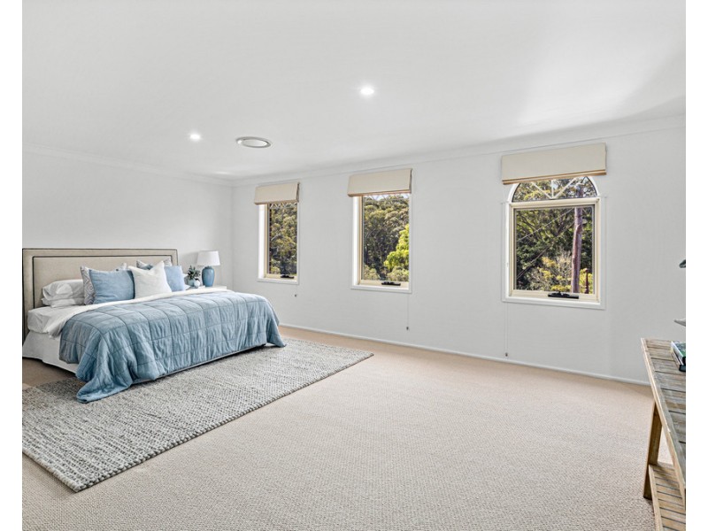 18 McMillan Street, Helensburgh NSW 2508