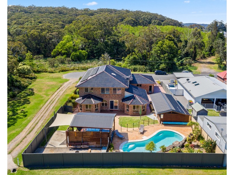 18 McMillan Street, Helensburgh NSW 2508