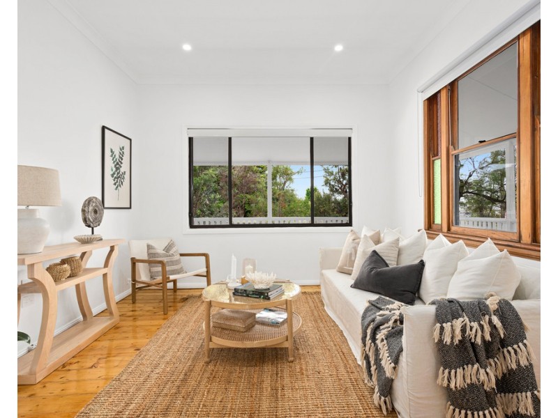 24 Cross Street, Corrimal NSW 2518