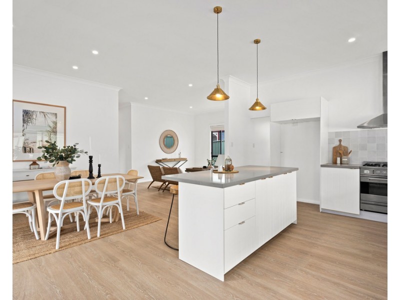 24 Cross Street, Corrimal NSW 2518