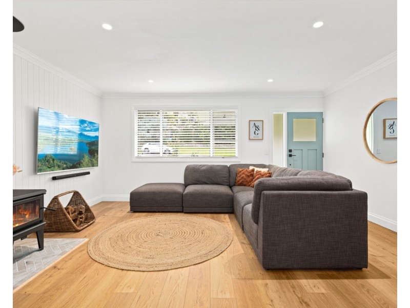 18 Halls Road, Helensburgh NSW 2508