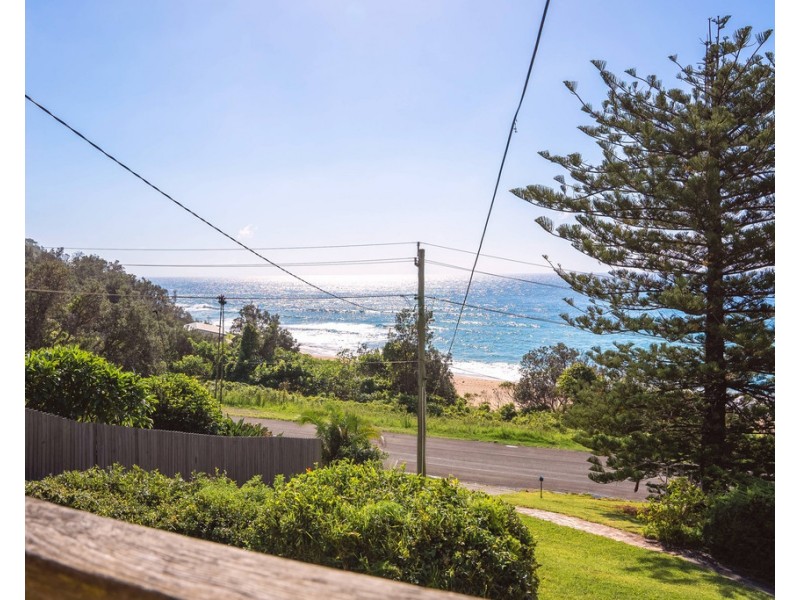 8 Haig Street, Wombarra NSW 2515