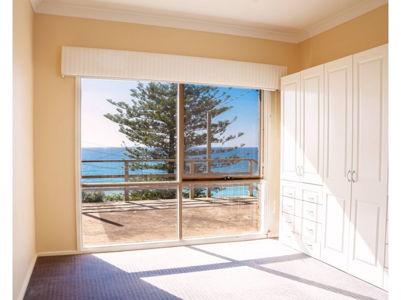 8 Haig Street, Wombarra NSW 2515