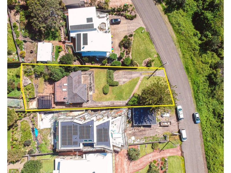 8 Haig Street, Wombarra NSW 2515