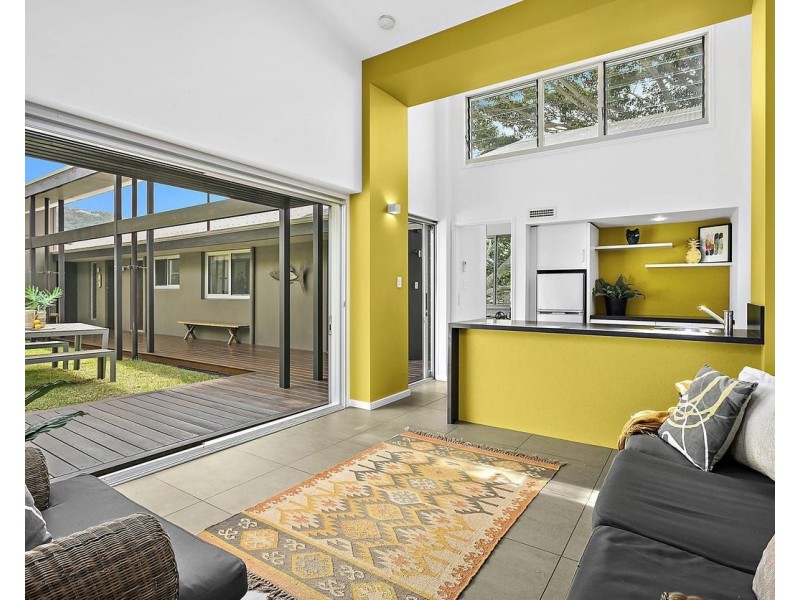 24 Murrawal Road, Stanwell Park NSW 2508