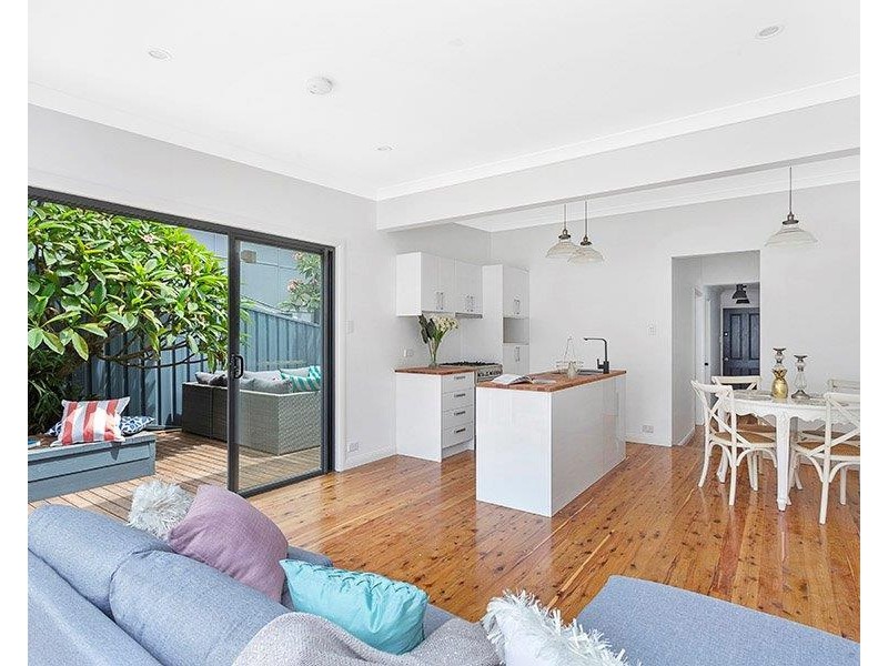 5 Cowper Street, Helensburgh NSW 2508