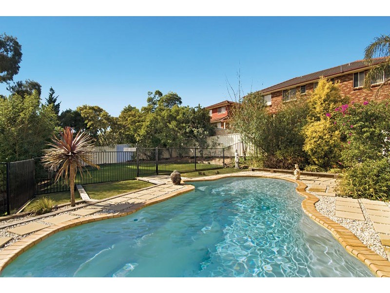 11  Benares Court, Horsley NSW 2530