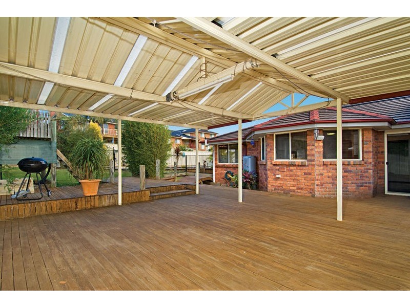 11  Benares Court, Horsley NSW 2530