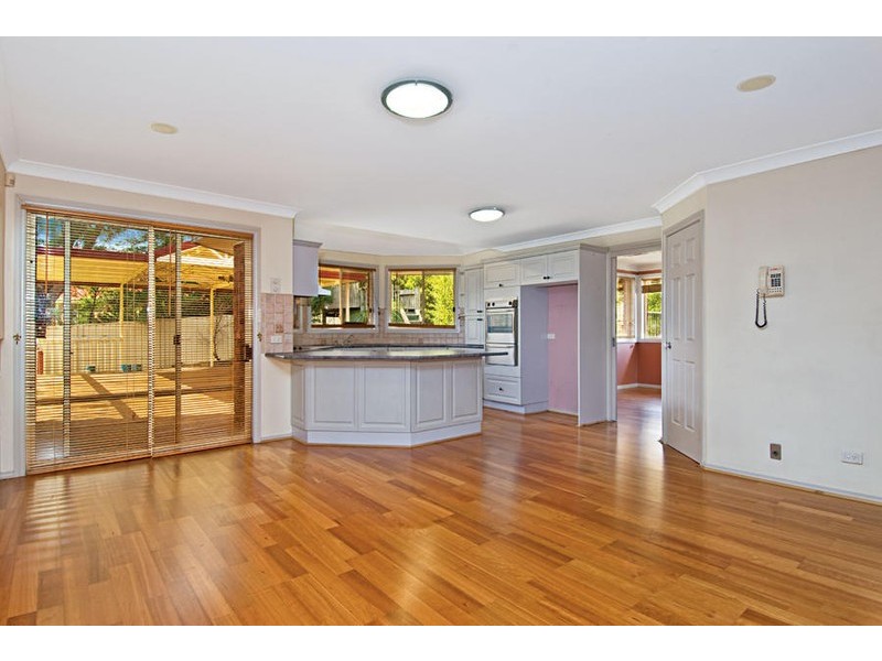 11  Benares Court, Horsley NSW 2530