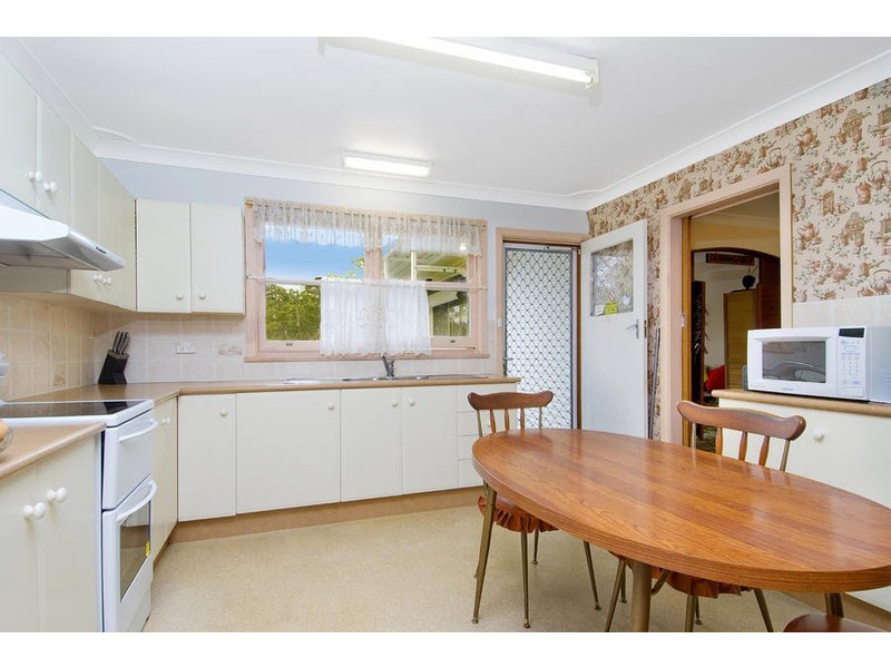 12 Hollings Crescent, Heathcote NSW 2233