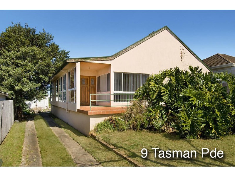 7-9  Tasman Parade, Thirroul NSW 2515