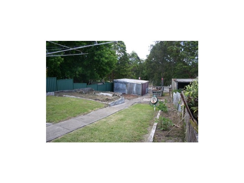 6 Fletcher Street, Helensburgh NSW 2508