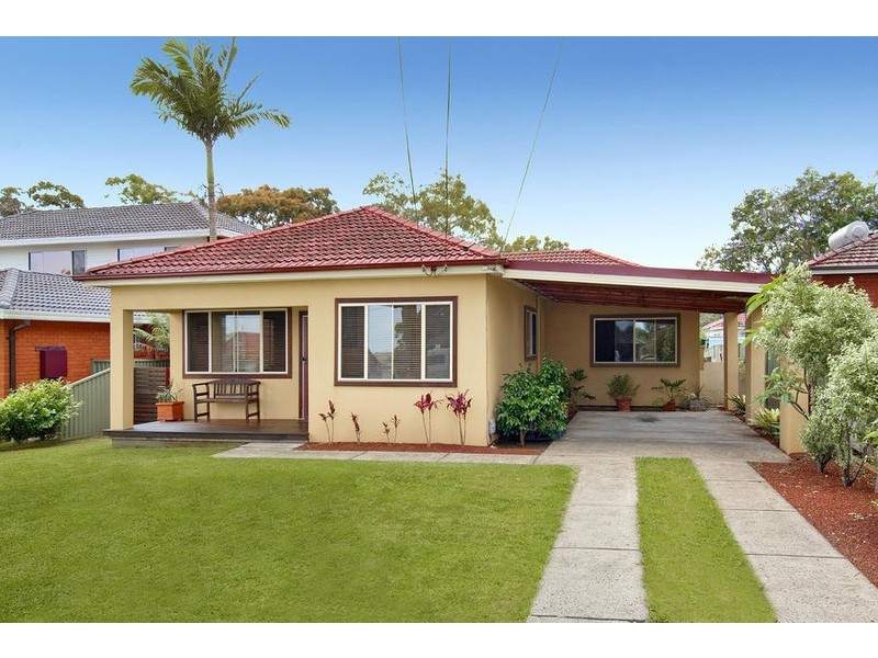 26 Mountain Street, Engadine NSW 2233