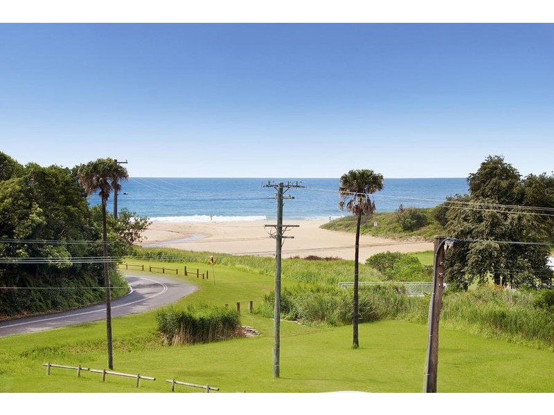 2 Park Parade, Stanwell Park NSW 2508