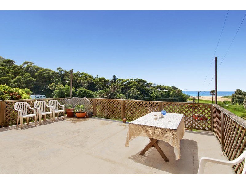 2 Park Parade, Stanwell Park NSW 2508
