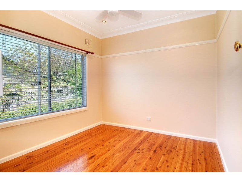 4 Hay Street, Helensburgh NSW 2508