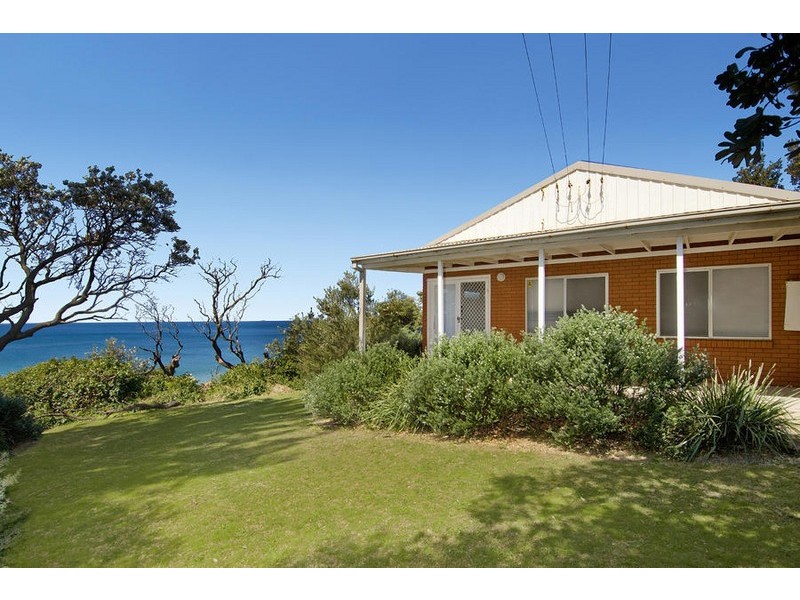 7 Tasman Parade, Thirroul NSW 2515