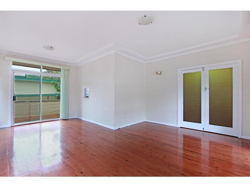 35 William Avenue, Warilla NSW 2528