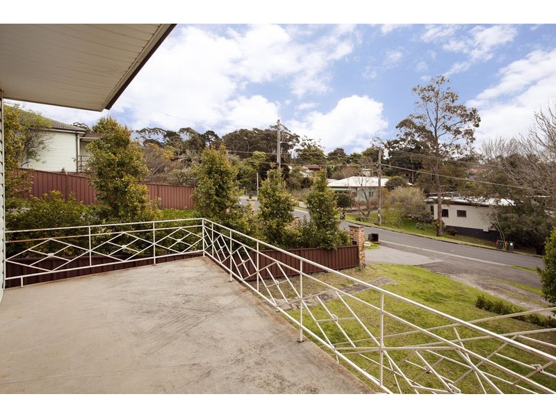 15 Maidstone Street, Helensburgh NSW 2508