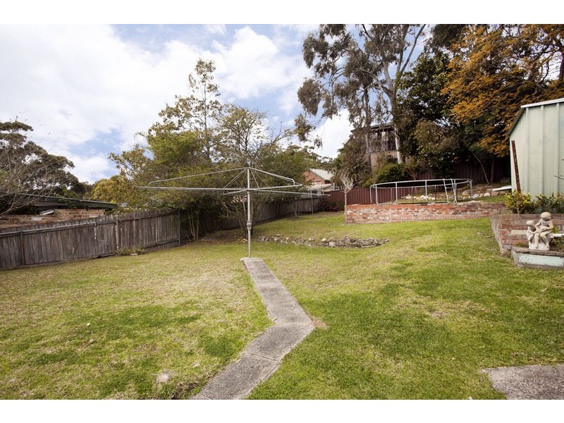 15 Maidstone Street, Helensburgh NSW 2508