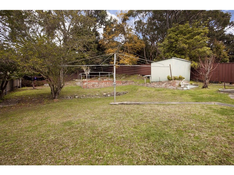 15 Maidstone Street, Helensburgh NSW 2508
