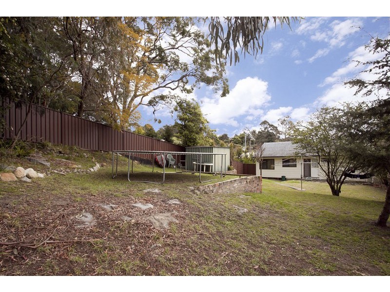 15 Maidstone Street, Helensburgh NSW 2508