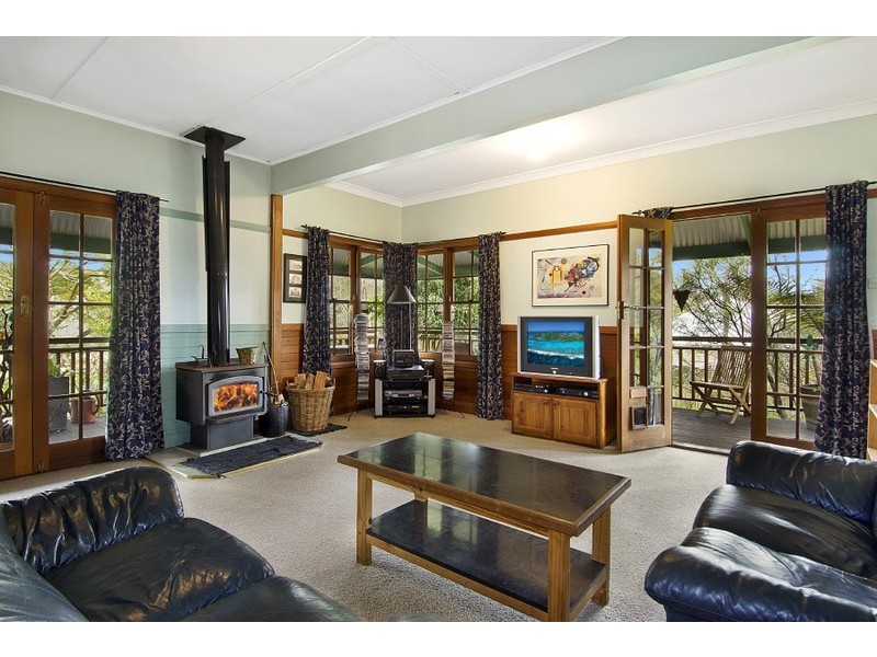 11 Old Station Road, Helensburgh NSW 2508