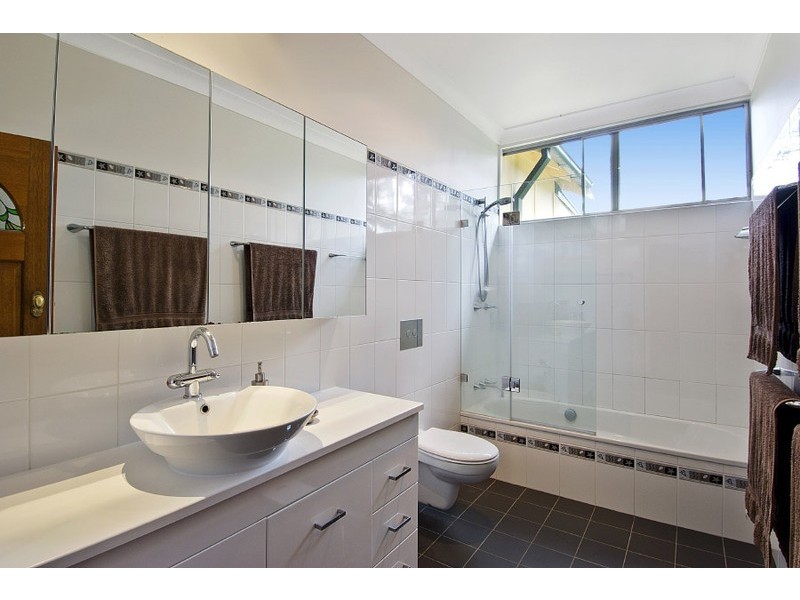 11 Old Station Road, Helensburgh NSW 2508