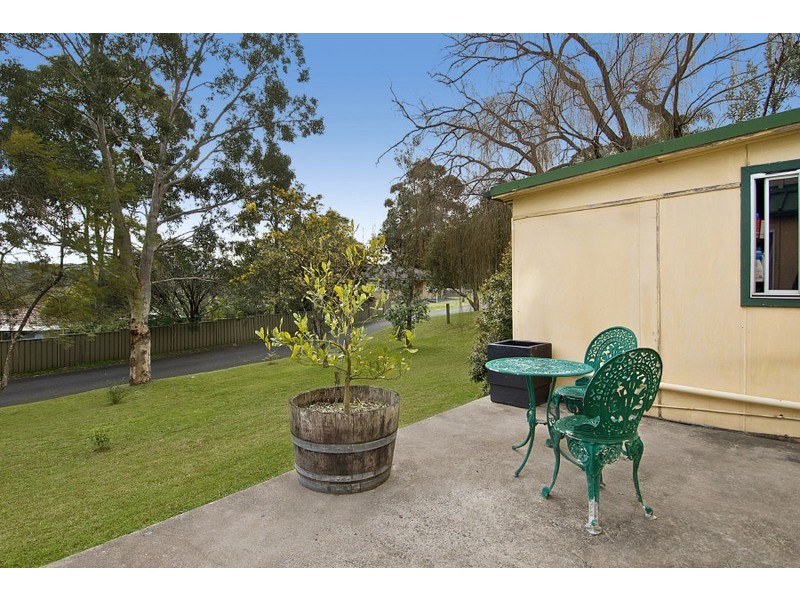 11 Old Station Road, Helensburgh NSW 2508