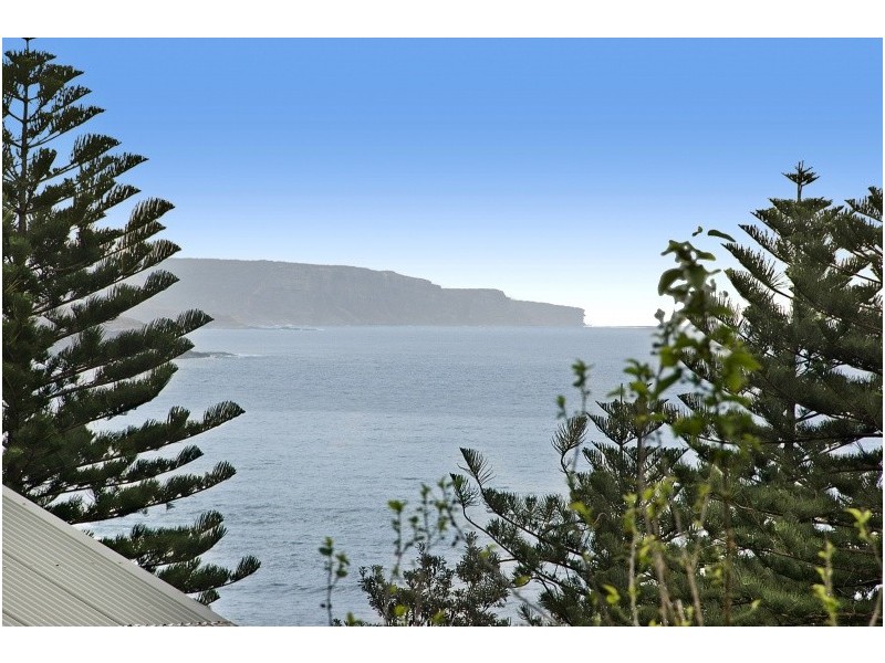 269 Lawrence Hargrave Dr, Coalcliff NSW 2508