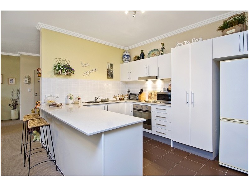 6/11 Stuart Street, Helensburgh NSW 2508