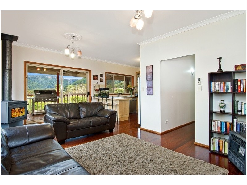 41 Chellowdene Avenue, Stanwell Park NSW 2508