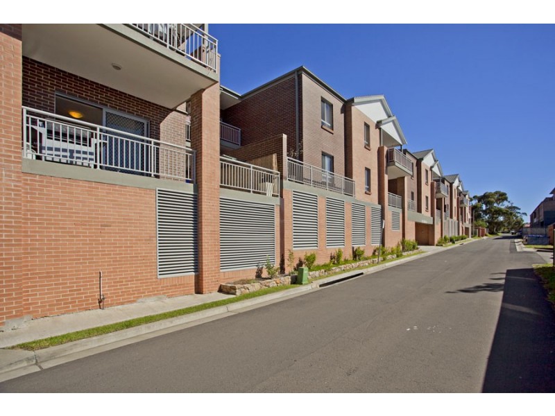 11/15  Stuart Street, Helensburgh NSW 2508