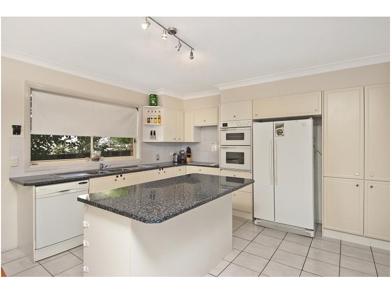 38 Cook Crescent, East Hills NSW 2213